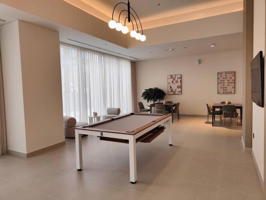 Burj View - 10 Minutes Walk Dream Lux Designer 3bd دبي