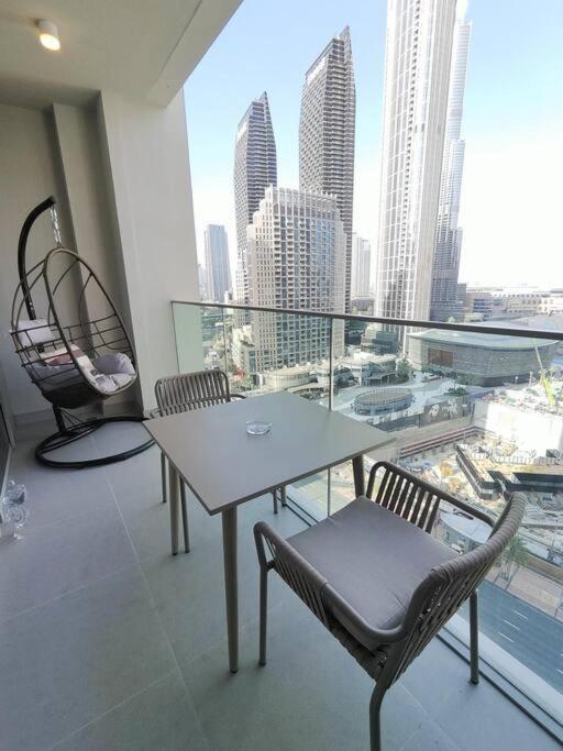 Burj View - 10 Minutes Walk Dream Lux Designer 3bd دبي