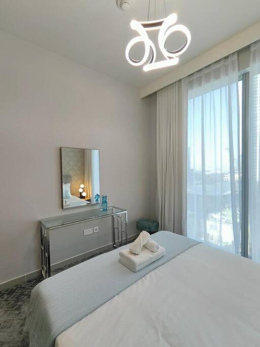 Burj View - 10 Minutes Walk Dream Lux Designer 3bd بيت للعطل دبي