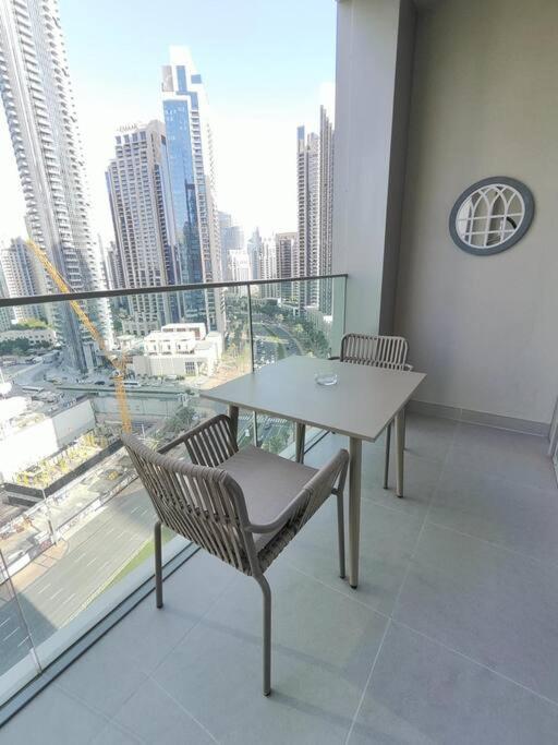 Burj View - 10 Minutes Walk Dream Lux Designer 3bd Будинок відпочинку Дубай